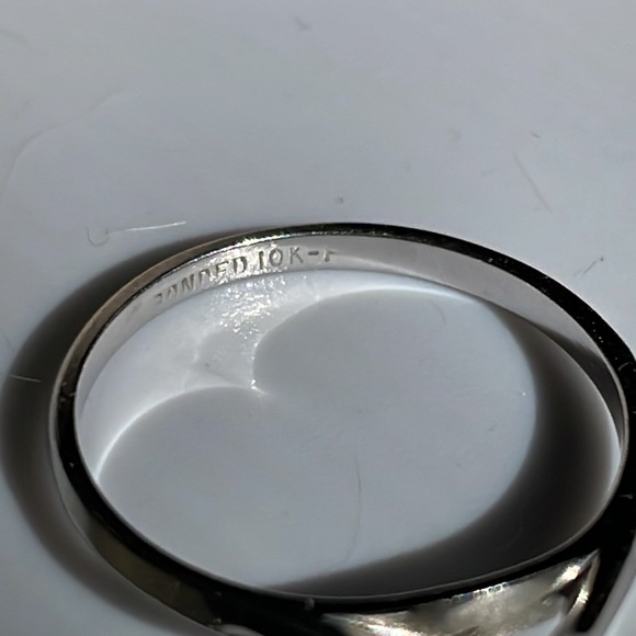 10K Bonded White Gold Heart Diamond Ring - Picture 6 of 6